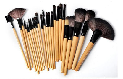 Gift Bag Of 24 Pcs Makeup Brush Sets featuring various professional cosmetics brushes for makeup applications.